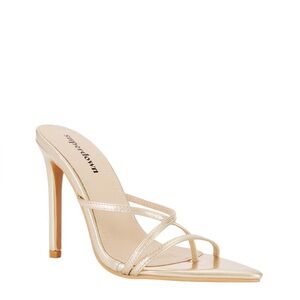 superdown Sofia Heel in Gold  size 7